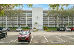 13250 Sw 4th Ct 401g, Pembroke Pines