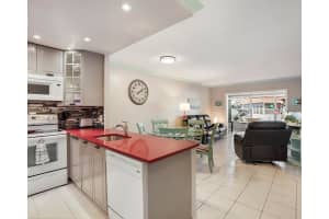 4705 Nw 35th St 616 Lauderdale Lakes, FL 33319 - MLS#A11919311