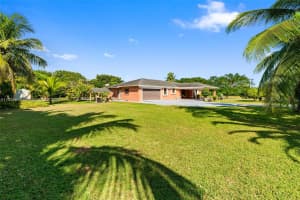 19511 SW 214th St, Miami, FL 33187, - MLS#A11919314