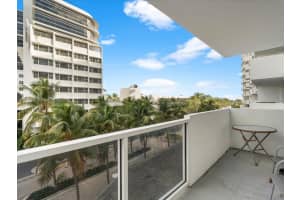 100 Lincoln Rd 423, Miami Beach