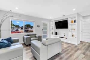 330 N 70th Ave Hollywood, FL 33024 - MLS#A11919344