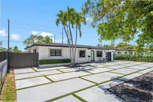 9920 Sw 35th Ter Miami, FL 33165 - MLS#A11919353