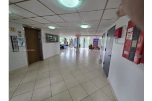 5050 NW 7th St APT 504, Miami, FL 33126, - MLS#A11919385