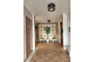 7852 Trent Dr 206 Tamarac, FL 33321 - MLS#A11919438