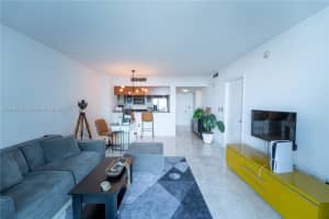 1800 N Bayshore Dr 3304 Miami, FL 33132 - MLS#A11919439