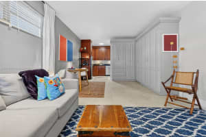 2445 Lake Pancoast Dr 4 Miami Beach, FL 33140 - MLS#A11919447