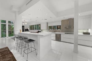 3861 Kumquat Ave, Miami, FL 33133, - MLS#A11919453