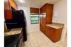 100 Nw 76th Ave 404-2 Plantation, FL 33324 - MLS#A11919460