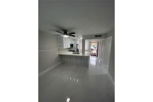 6935 Huntington Ln 107 Delray Beach, FL 33446 - MLS#A11919467