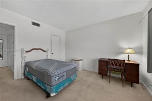 5840 Ne 22nd Way 725 Fort Lauderdale, FL 33308 - MLS#A11919566