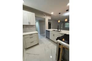 5102 Nw 36th St 605 Lauderdale Lakes, FL 33319 - MLS#A11919576