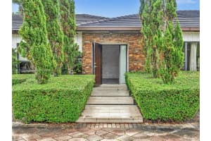 15555 Old Cutler Rd Palmetto Bay, FL 33157 - MLS#A11919590