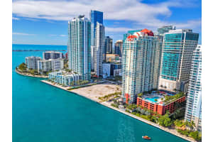 1155 Brickell Bay Dr 202 Miami, FL 33131 - MLS#A11919594