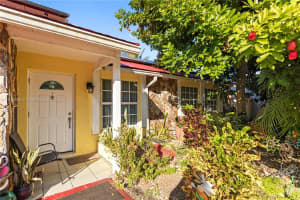 8107 Sw 19th St North Lauderdale, FL 33068 - MLS#A11919633