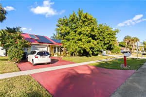 8107 Sw 19th St North Lauderdale, FL 33068 - MLS#A11919633