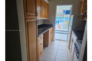 315 Van Buren St APT 107B, Hollywood, FL 33019, - MLS#A11919646