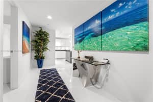 1010 Brickell Ave 4206, Miami