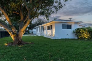 1331 NE 160th St, North Miami Beach, FL 33162, - MLS#A11919663