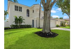 6758 Lake Nona Pl Lake Worth, FL 33463 - MLS#A11919707