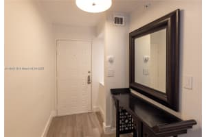 6061 Collins Ave APT 7D, Miami Beach, FL 33140, - MLS#A11919726