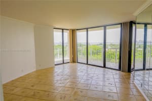 1000 NE Quayside Terrace APT 812, Miami, FL 33138, - MLS#A11919733