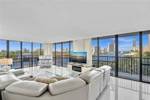2017 S Ocean Dr APT 409, Hallandale Beach, FL 33009, - MLS#A11919748
