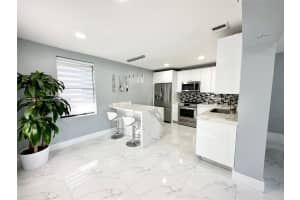 460 Ne 169th St North Miami Beach, FL 33162 - MLS#A11920762