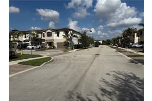 4725 Santa Cruz Way Davie, FL 33314 - MLS#A11920784