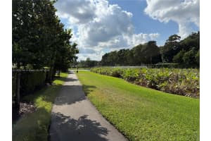 4725 Santa Cruz Way Davie, FL 33314 - MLS#A11920784