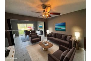 3710 NW 21st St APT 111, Lauderdale Lakes, FL 33311, - MLS#A11920844