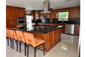 6384 SW 31st St, Miami, FL 33155, - MLS#A11920854