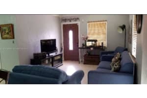 621 E 39th St Hialeah, FL 33013 - MLS#A11920899