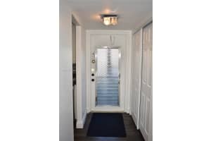 9360 Sunrise Lakes Blvd 111, Sunrise 9360 Sunrise Lakes Blvd 111, Sunrise