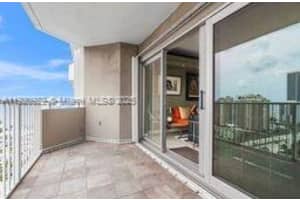 1985 S Ocean Dr APT 17D, Hallandale Beach, FL 33009, - MLS#A11920922