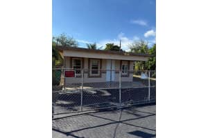 631 NW 17th Ave, Fort Lauderdale, FL 33311, - MLS#A11920945