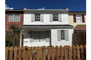 6915 W 16th Dr Hialeah, FL 33014 - MLS#A11920952