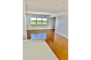 2555 Ne 11th St 605 Fort Lauderdale, FL 33304 - MLS#A11921008