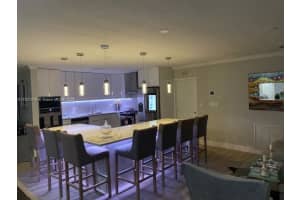 428 N Crescent Dr, Hollywood, FL 33021, - MLS#A11921015