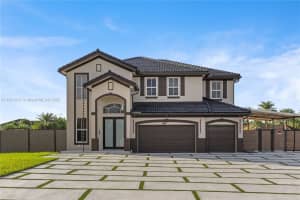 12904 Sw 222nd St, Miami