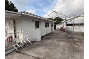 9285 Nw 32nd Ct Rd Miami, FL 33147 - MLS#A11921025