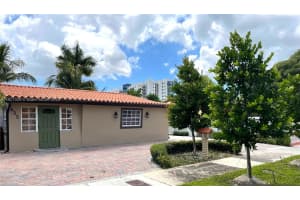 635 Sw 64th Ct Miami, FL 33144 - MLS#A11921029