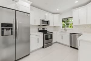 725 91st St, Surfside, FL 33154, - MLS#A11921052