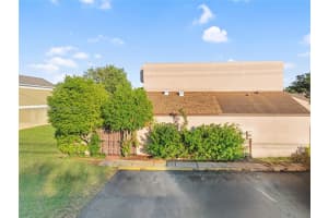 12393 Nw 12th Ct, Pembroke Pines