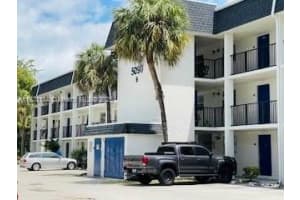 5100 Sw 64th Ave 101, Davie