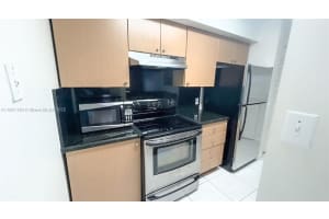 630 S Park Rd 25-3, Hollywood