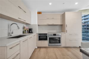 45 SW 9th St Apt 2901, Miami, FL 33130, - MLS#A11921168