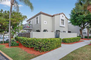 10425 Sw 154th Ct 6, Miami 10425 Sw 154th Ct 6, Miami