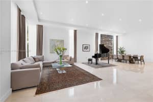 2420 Sw 24th St Miami, FL 33145 - MLS#A11921193