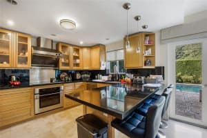 10670 SW 77th Ave, Miami, FL 33156, - MLS#A11921233