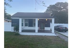 2730 Adams St, Hollywood